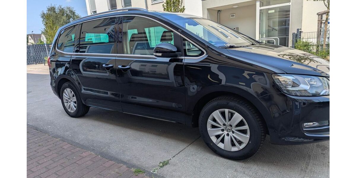 VW Sharan 164.000 km 11.900 &euro; Berlin 12559