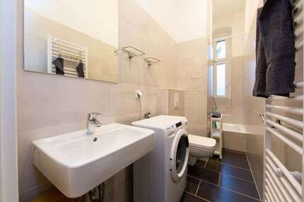 WG-Zimmer in Berlin 560 € 6 m² zimmer