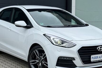 Hyundai i30 143.000 km 8.990 &euro; Berlin 12435