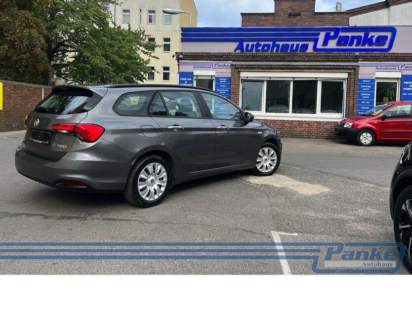 Fiat Tipo 1.4 T-Jet Easy*AHK*SHZ*Klima*NAV*LED*BT* 131.411 km 8.480 € Berlin 13187