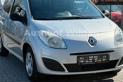 Renault Twingo 121.589 km 2.990 &euro; Wildau 15745