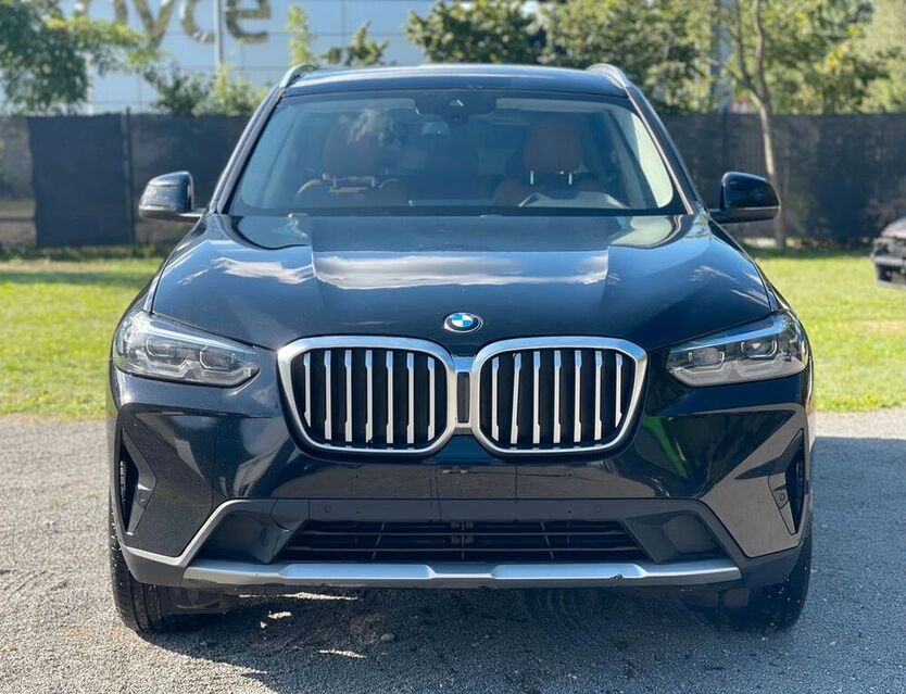 X3