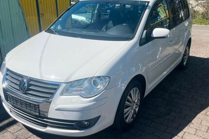 VW Touran 169.000 km 4.990 &euro; Berlin 12359