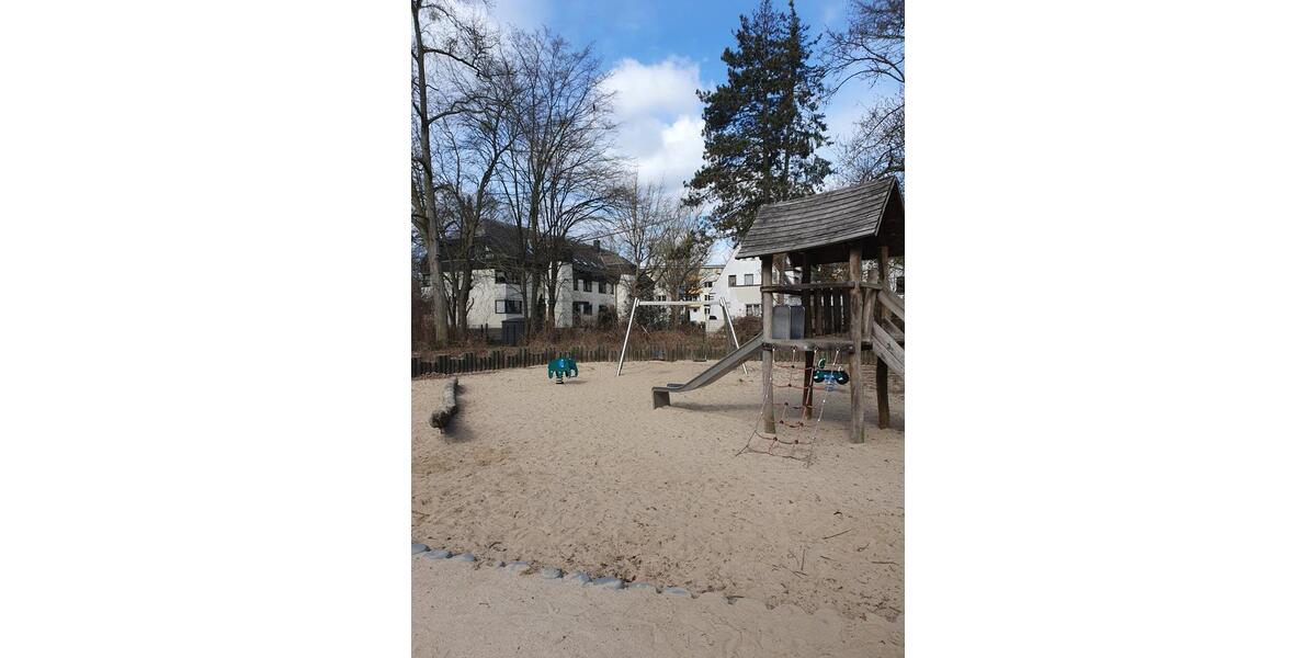 Dachgeschoßwohnung Berlin Steglitz-Zehlendorf - 2 Zimmer, 60 m&sup2;, 220.000&euro; | Angebot:25961702