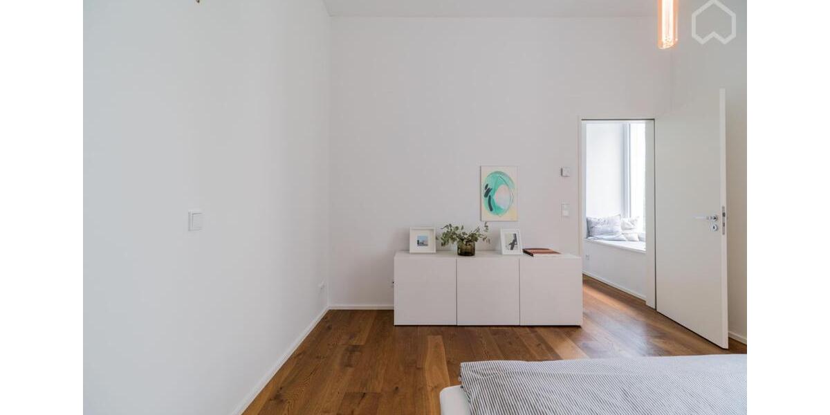 Erdgeschoßwohnung Berlin Mitte - 2 Zimmer, 80 m&sup2;, 1.650&euro; | Angebot:24741205