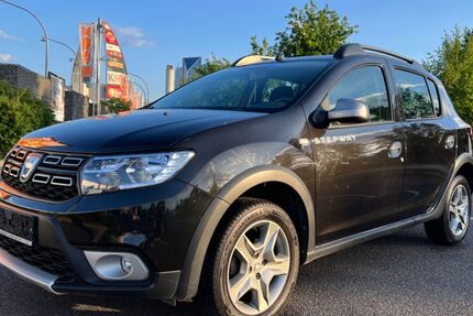 Dacia Sandero 38.532 km 9.750 &euro; Berlin 14193