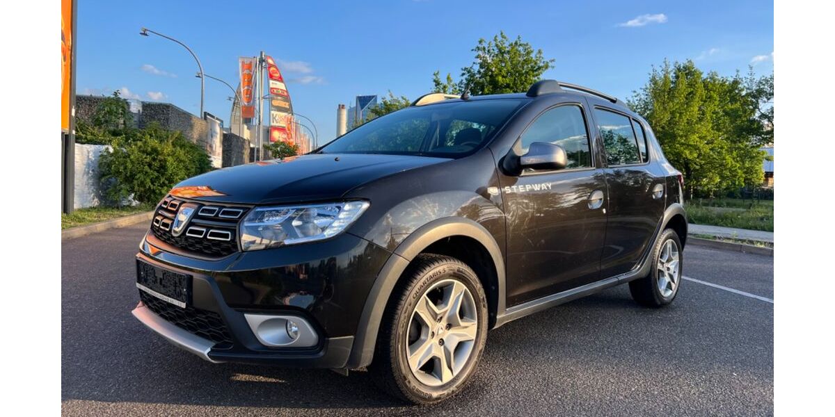 Dacia Sandero 38.532 km 9.750 &euro; Berlin 14193