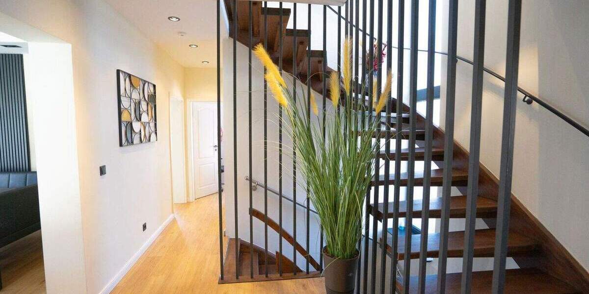 Einfamilienhaus Berlin Marienfelde - 7 Zimmer, 156 m&sup2;, 899.000&euro; | Angebot:24699159