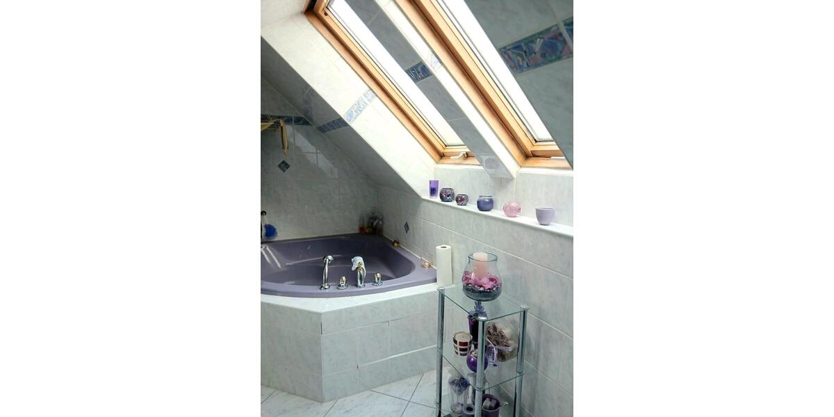 Dachgeschoßwohnung Berlin Marzahn-Hellersdorf - 15 Zimmer, 70 m&sup2;, 550&euro; | Angebot:25855516