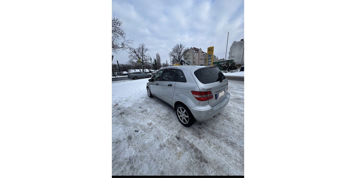 Mercedes-Benz B 200 201.645 km 3.300 &euro; Falkensee 14612