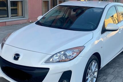 Mazda 3 112.000 km 6.950 &euro; Berlin 12351