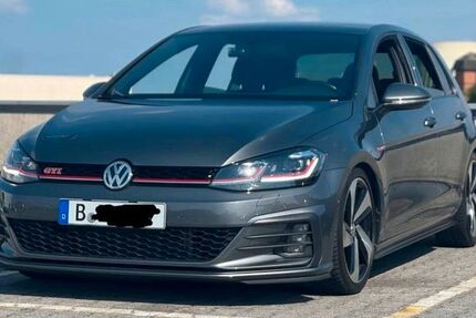 VW Golf 82.000 km 22.800 &euro; Berlin 13589