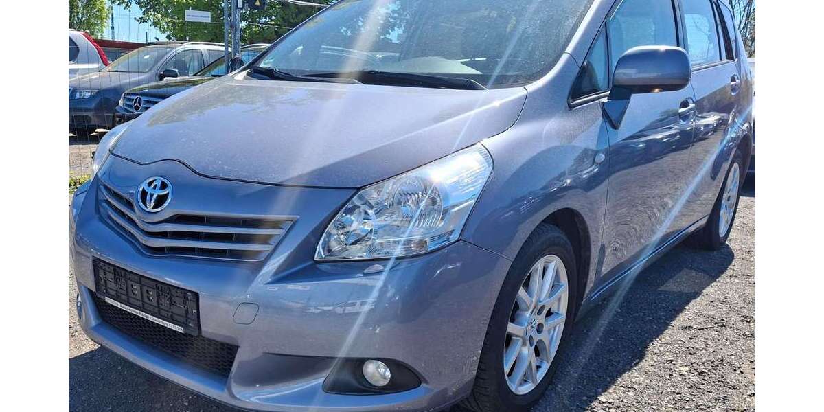 Toyota Verso 196.000 km 5.450 &euro; Berlin 13597