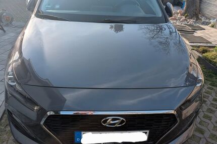 Hyundai i30 57.000 km 17.000 &euro; Berlin 12487