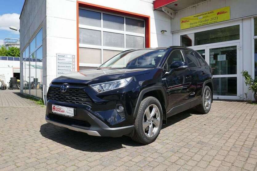 RAV 4