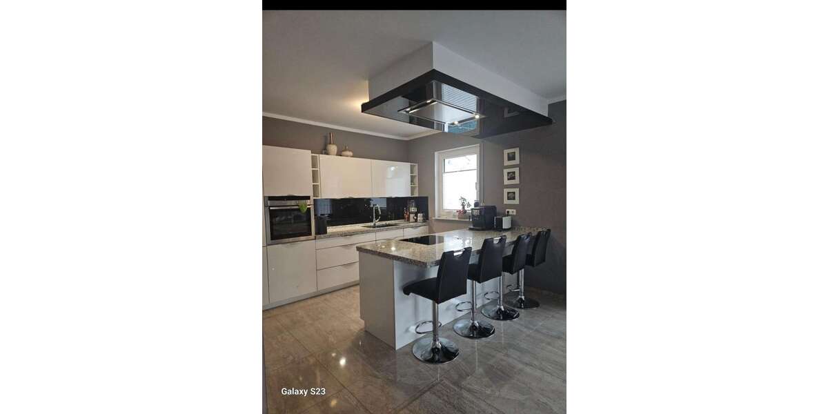 Einfamilienhaus Berlin Neukölln - 4 Zimmer, 140 m&sup2;, 2.999&euro; | Angebot:25819625