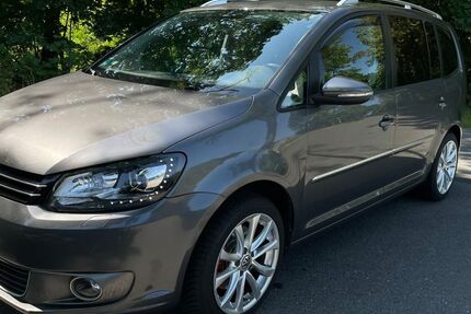VW Touran 47.092 km 13.490 &euro; Dallgow-Döberitz 14624
