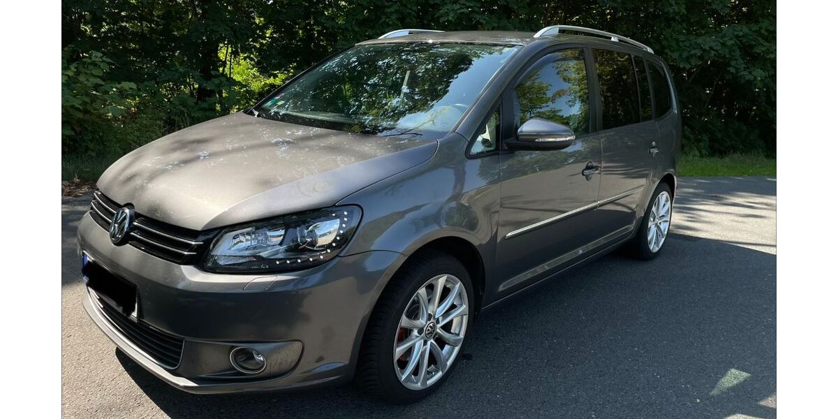 VW Touran 47.092 km 13.490 &euro; Dallgow-Döberitz 14624