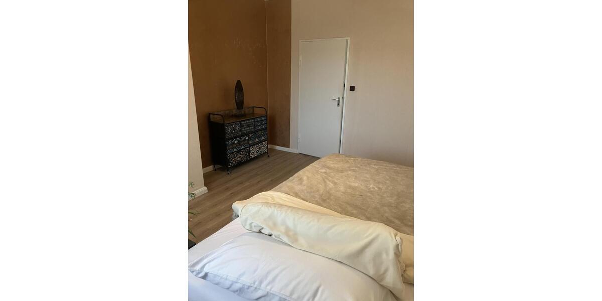 Dachgeschoßwohnung Berlin Spandau - 3 Zimmer, 82 m&sup2;, 1.350&euro; | Angebot:26660611