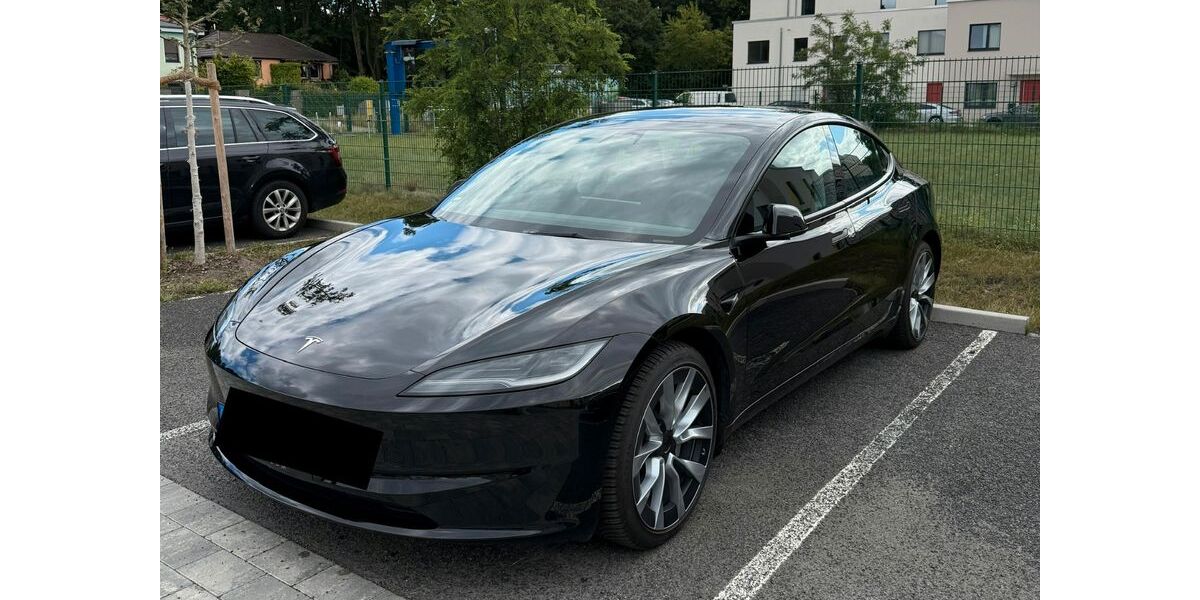Tesla Model 3 34.000 km 41.500 &euro; Berlin 12589