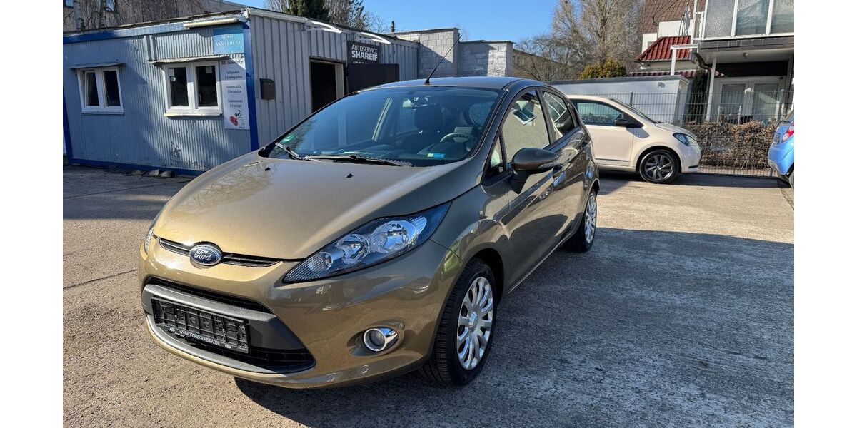 Ford Fiesta 32.000 km 8.100 &euro; Berlin 12357