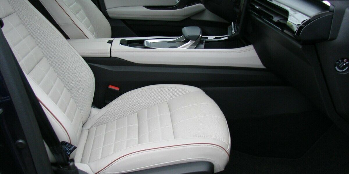 Renault Espace Iconic 6 eTech Hybr 4Contr H&K Matirix Pano 29.698 km 29.980 &euro; Falkensee 14612