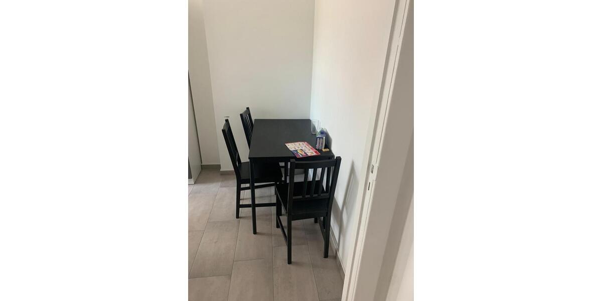 Etagenwohnung Berlin Lichtenberg - 3 Zimmer, 9 m&sup2;, 550&euro; | Angebot:26095526