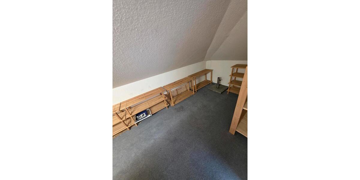 Dachgeschoßwohnung Kleinmachnow - 2 Zimmer, 70 m&sup2;, 1.176&euro; | Angebot:26481403