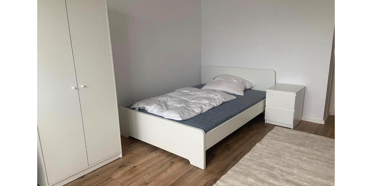 Dachgeschoßwohnung Berlin Tempelhof-Schöneberg - 1 Zimmer, 16 m&sup2;, 575&euro; | Angebot:25948350