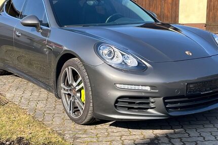 Porsche Panamera 138.566 km 25.900 &euro; Berlin 13503