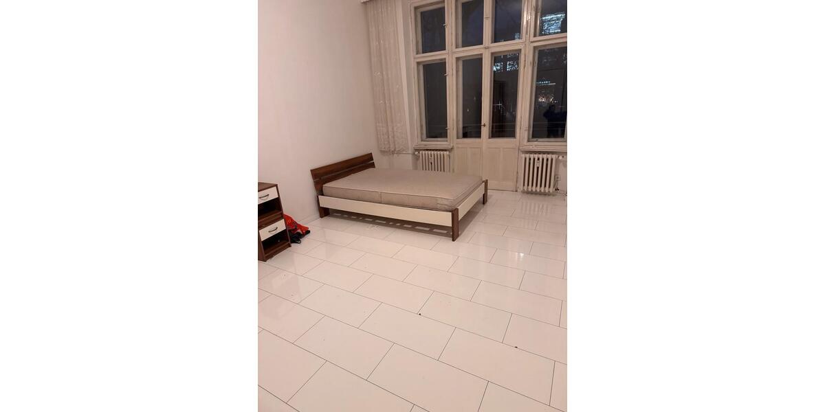 Etagenwohnung Berlin Charlottenburg-Wilmersdorf - 1 Zimmer, 22 m&sup2;, 600&euro; | Angebot:25869455