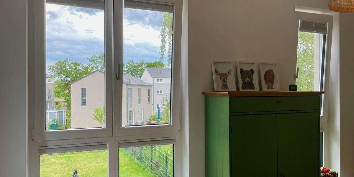 Doppelhaushälfte Berlin Altglienicke - 4 Zimmer, 134 m&sup2;, 2.200&euro; | Angebot:25821698