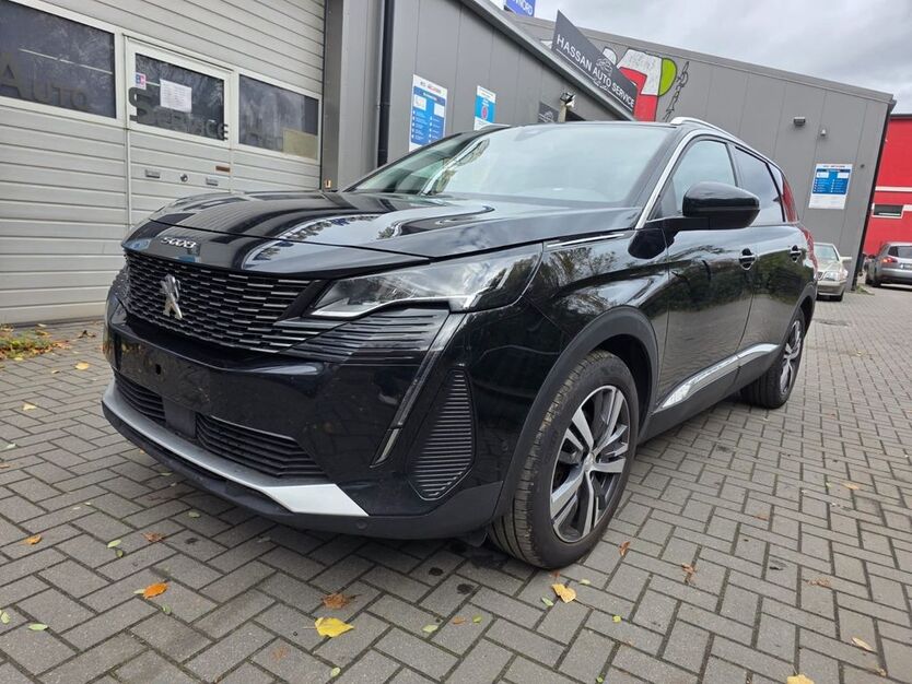 Peugeot 5008 169.500 km 17.900 € Berlin 12043