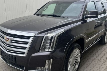Cadillac Escalade 123.000 km 34.999 &euro; berlin 12305
