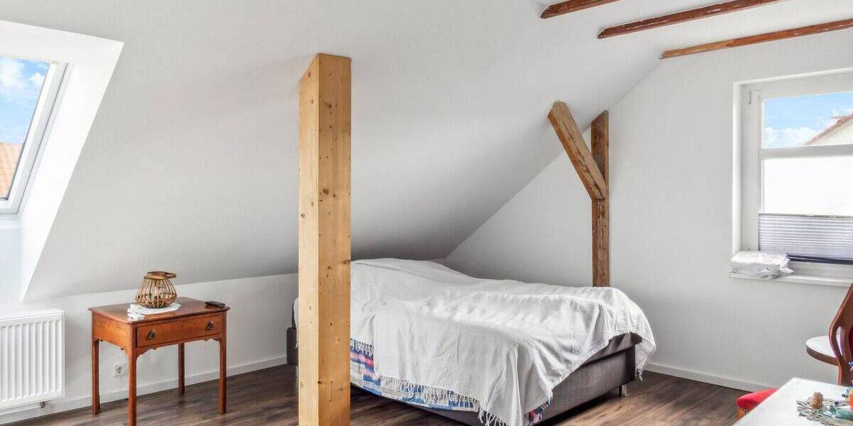 Großzügiges Stadthaus mit Gartenidylle & Pool - Raum für Familie und Generationen 9 zimmer