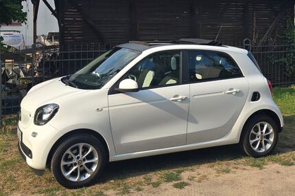 Smart ForFour 114.408 km 6.850 &euro; Berlin 12683