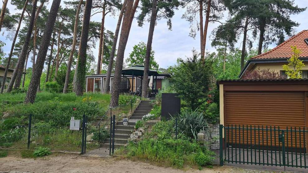 Rangsdorf- 15834-zauberhaftes Grundstück mit Bungalow 82 qm auf 1021 qm Grundstück -Sauna und Pool