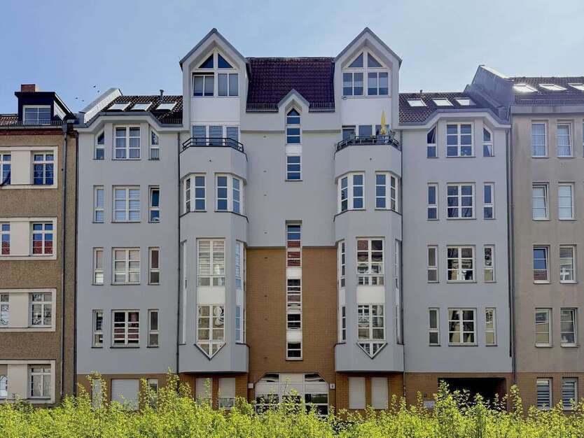 Wohnung zum Kaufen in Berlin 241.800 € 75.72 m²