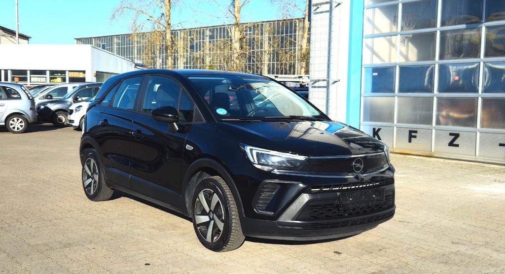 Opel Crossland (X) 99.899 km 9.999 &euro; Hennigsdorf 16761