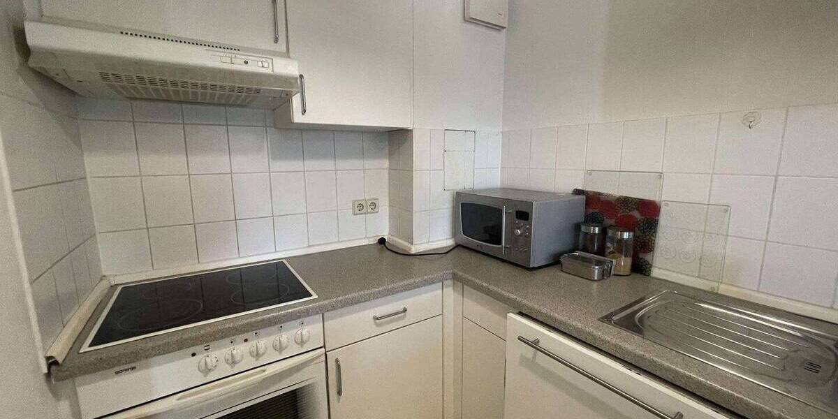 Wohnen im Grünen von Altglienicke - mit eigenem Garagenstellplatz 1 zimmer