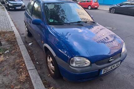 Opel Corsa 125.000 km 750 &euro; Berlin 13593
