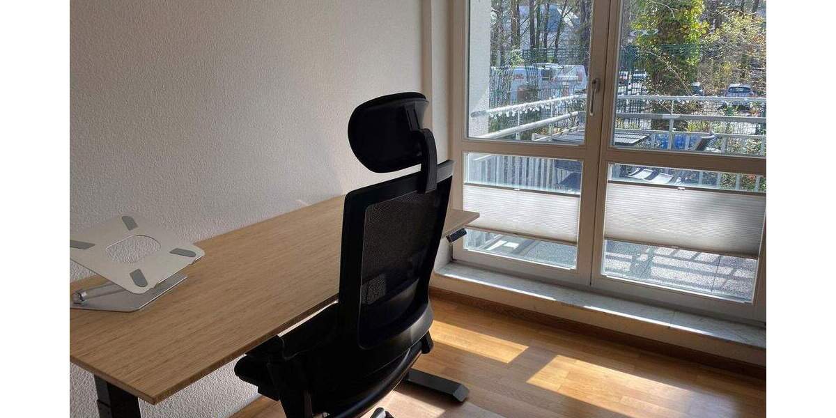 Bezugsfreie 2-Zimmer-Wohnung mit Balkon im Dianapark in Potsdam-Babelsberg nahe Berlin 2 zimmer