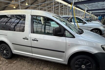 VW Caddy 213.000 km 4.990 &euro; Berlin 13051