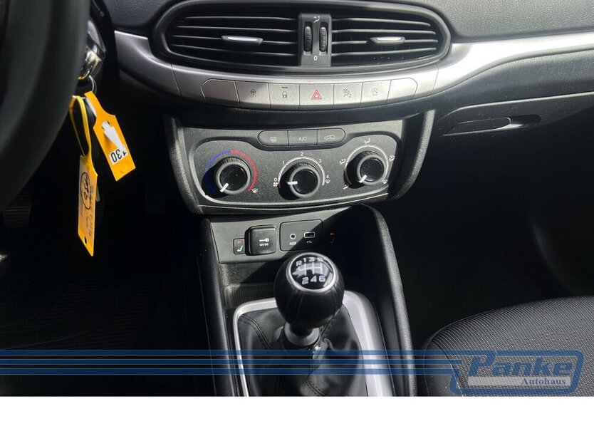 Fiat Tipo 1.4 T-Jet Easy*AHK*SHZ*Klima*NAV*LED*BT* 131.411 km 8.480 € Berlin 13187