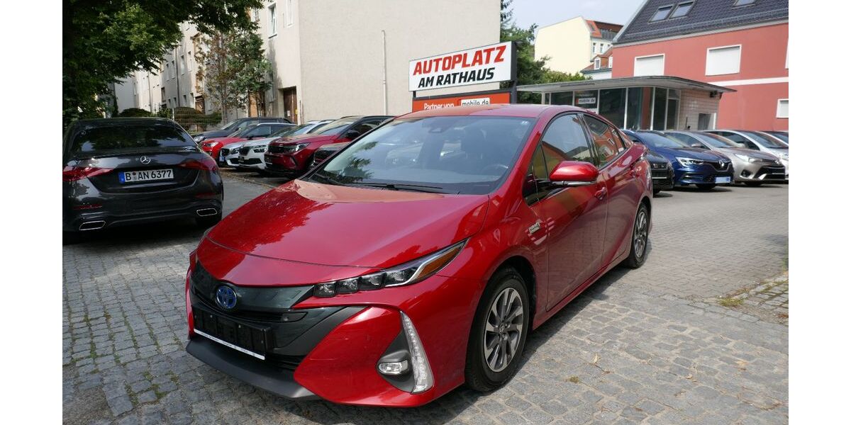 Toyota Prius 94.799 km 20.950 &euro; Berlin-Tempelhof 12105