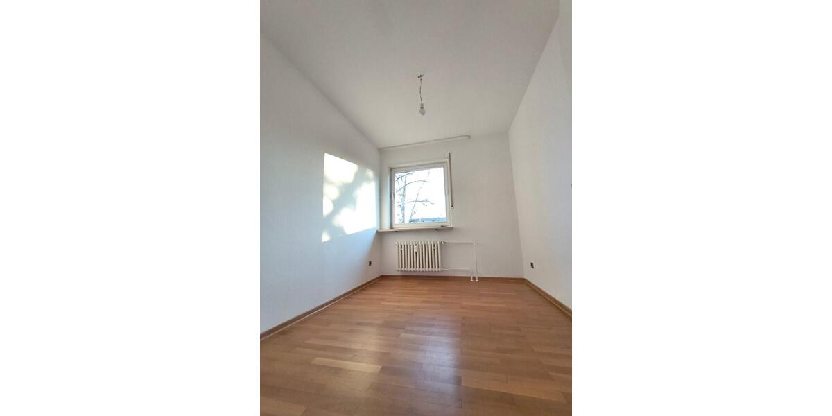 Etagenwohnung Berlin Steglitz-Zehlendorf - 3 Zimmer, 80 m&sup2;, 1.041&euro; | Angebot:25993613