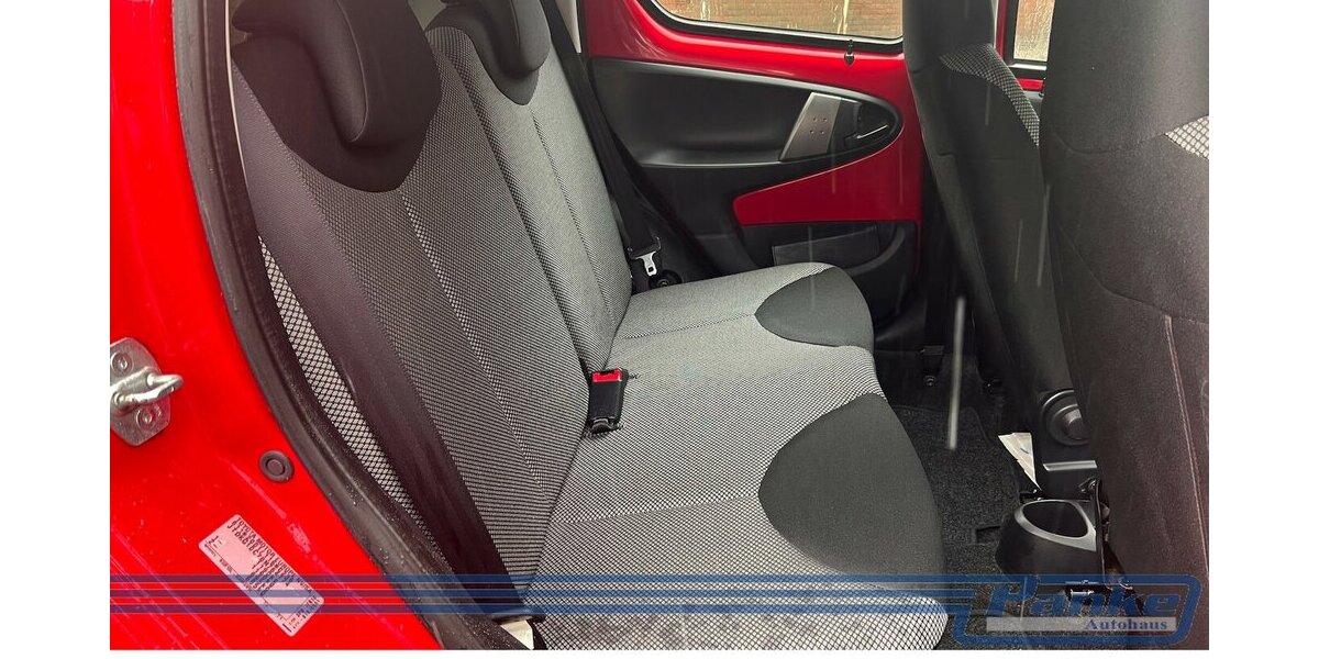 Toyota Aygo Cool Go 5trg*NAV*BT*Klima*LED*USB*Allwetter 119.619 km 5.590 &euro; Berlin 13187