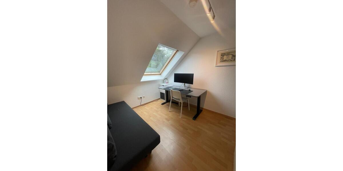 Dachgeschoßwohnung Glienicke/Nordbahn Nordbahn - 4 Zimmer, 80 m&sup2;, 1.520&euro; | Angebot:26479644
