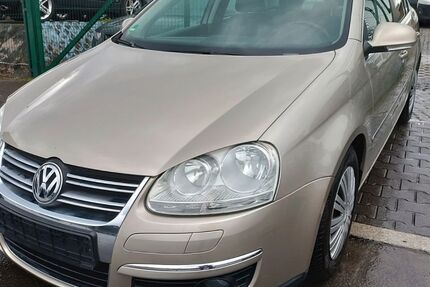 VW Jetta 114.000 km 3.499 € Berlin 13597