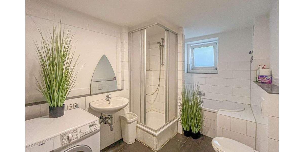 Top gepflegtes MFH mit 6 Einheiten - ideal für Anleger & Eigennutzer 1 zimmer